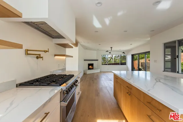 $8,888 | 3424 Primera Avenue, Los Angeles, CA 90068