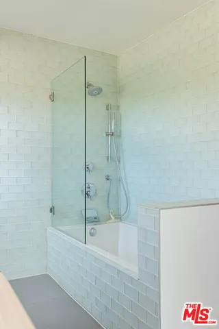 $8,888 | 3424 Primera Avenue, Los Angeles, CA 90068