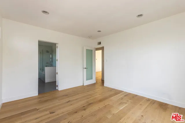 $8,888 | 3424 Primera Avenue, Los Angeles, CA 90068