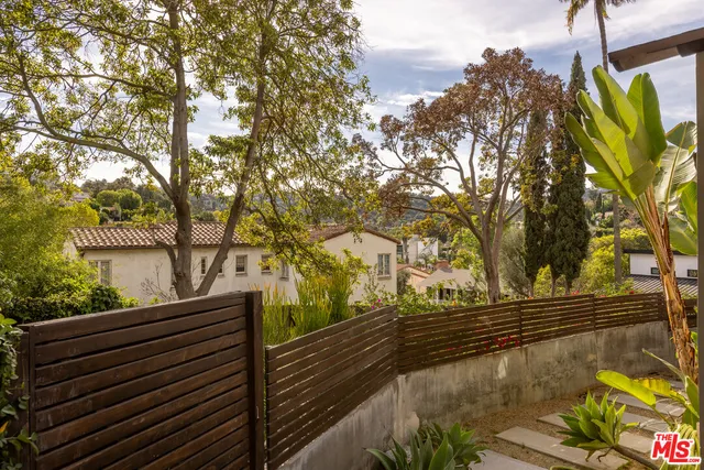 $8,888 | 3424 Primera Avenue, Los Angeles, CA 90068