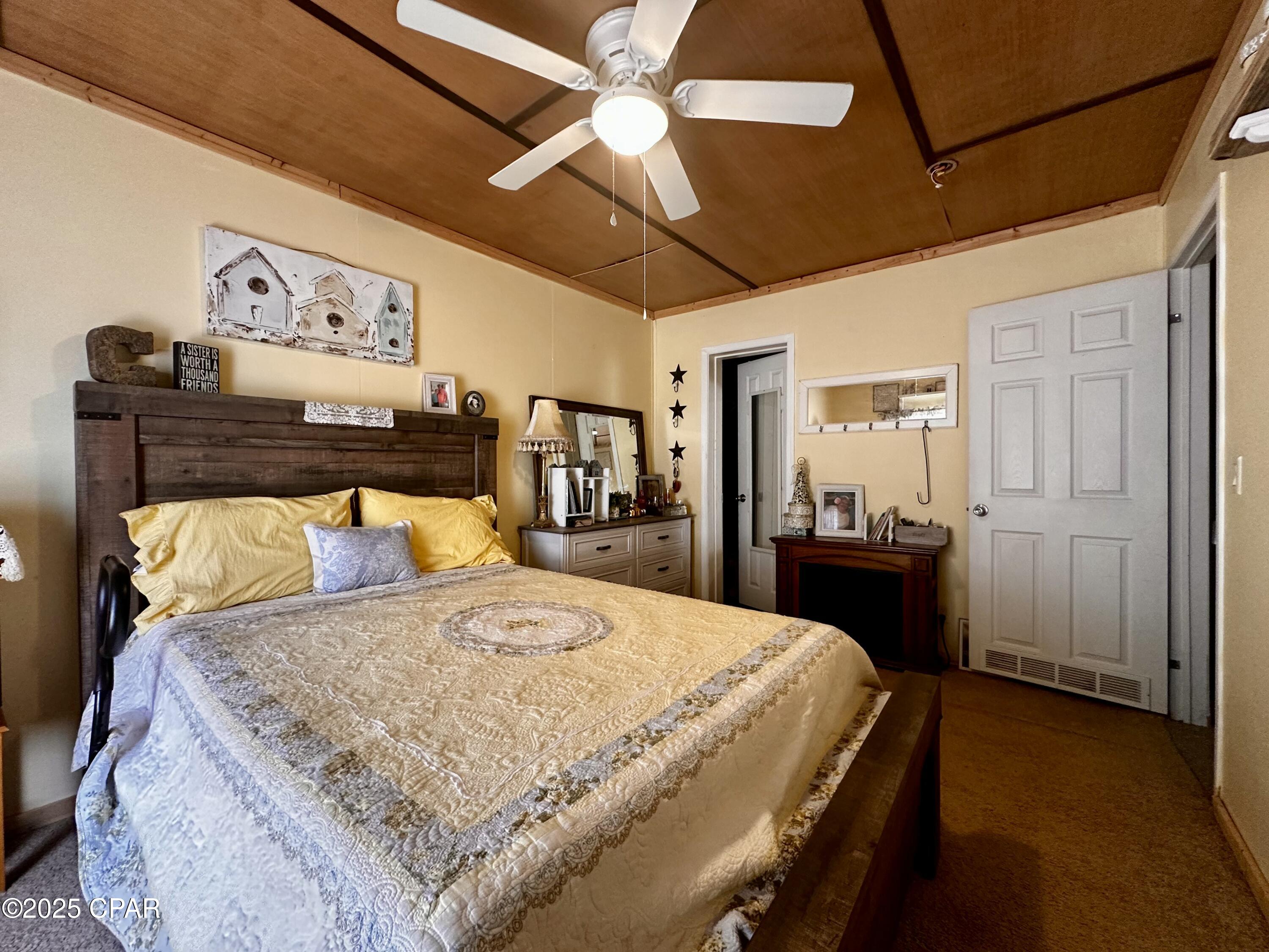 2660 Highway 69 Grand Ridge, FL 32442 - Photo 29 of 32