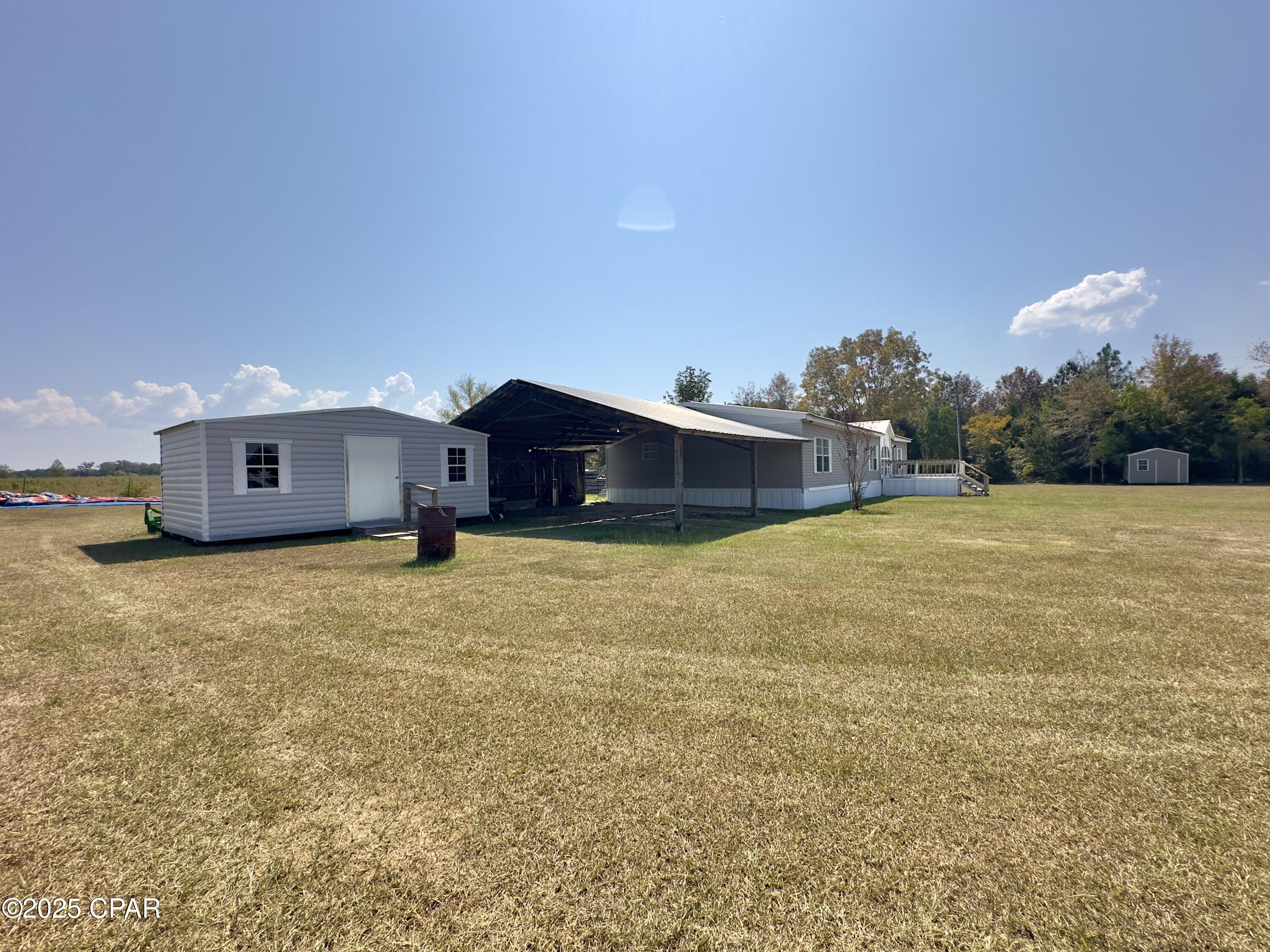 2660 Highway 69 Grand Ridge, FL 32442 - Photo 3 of 32