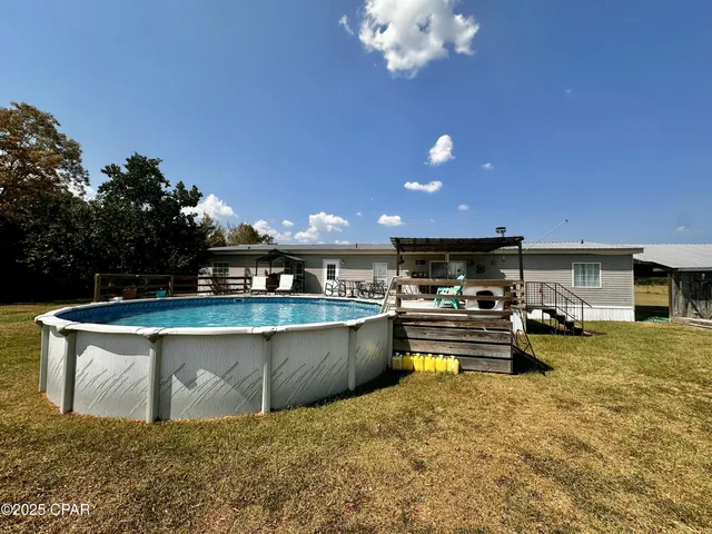 $225,000 | 2660 Highway 69, Grand Ridge, FL 32442