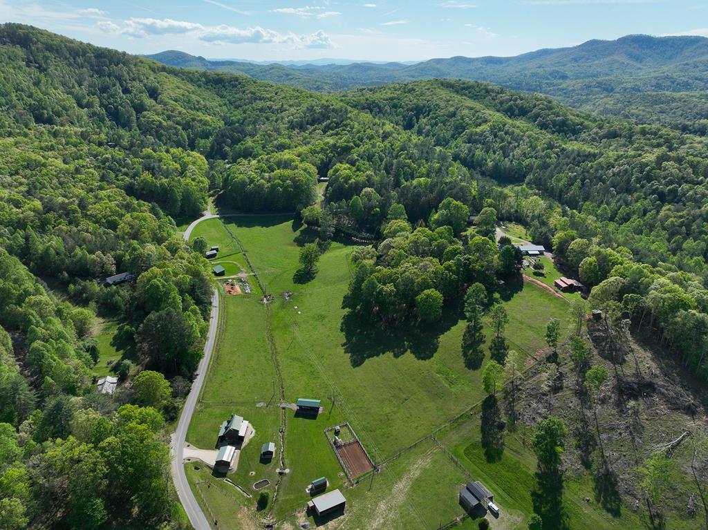 564 Wright Road Murphy, NC 28906 - Photo 1 of 36 an aerial view of a golf course with parking space