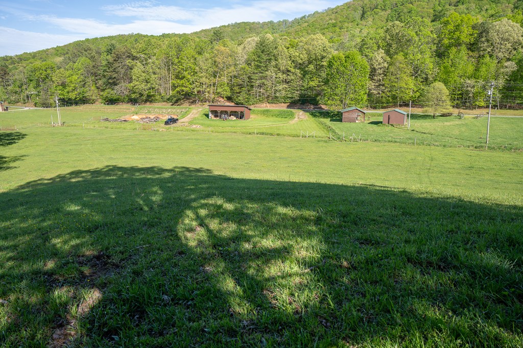 564 Wright Road Murphy, NC 28906 - Photo 33 of 36 a view of a city
