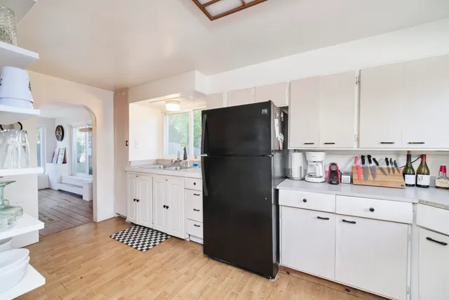 $215,000 | 307 2nd Avenue, Manistee, MI 49660