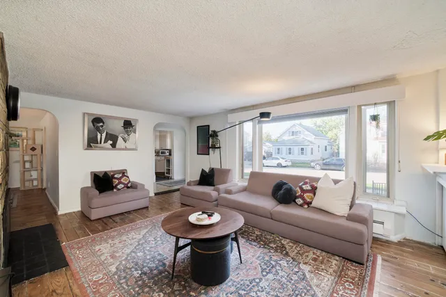 $215,000 | 307 2nd Avenue, Manistee, MI 49660