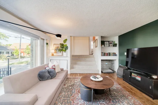 $215,000 | 307 2nd Avenue, Manistee, MI 49660