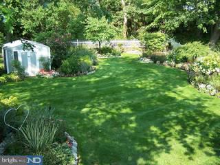 256 Centennial Road Warminster, PA 18974 - Photo 6 of 6 Gallery Image 6
