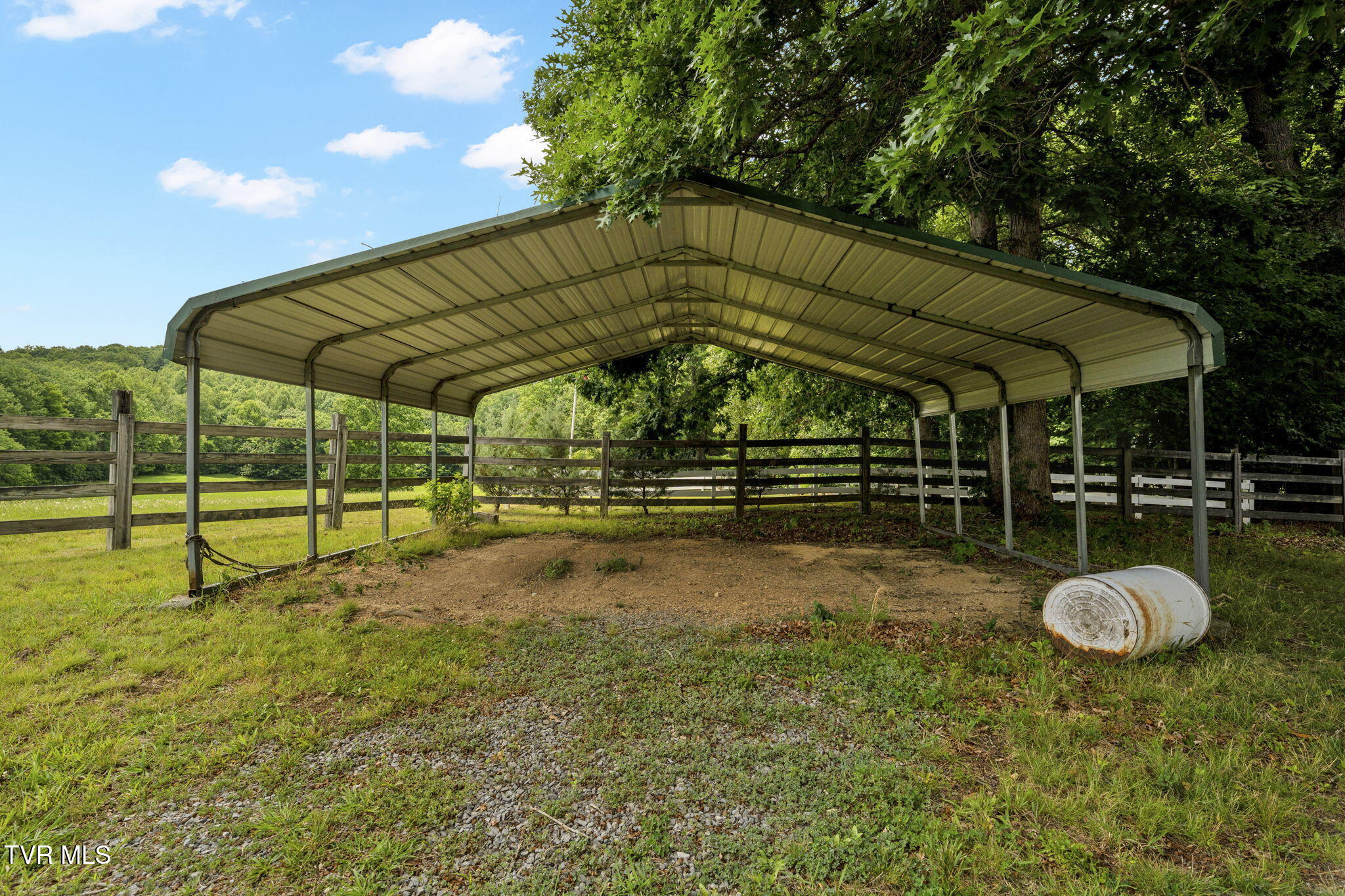 23767 Archery Range Road Bristol, VA 24202 - Photo 33 of 41 33