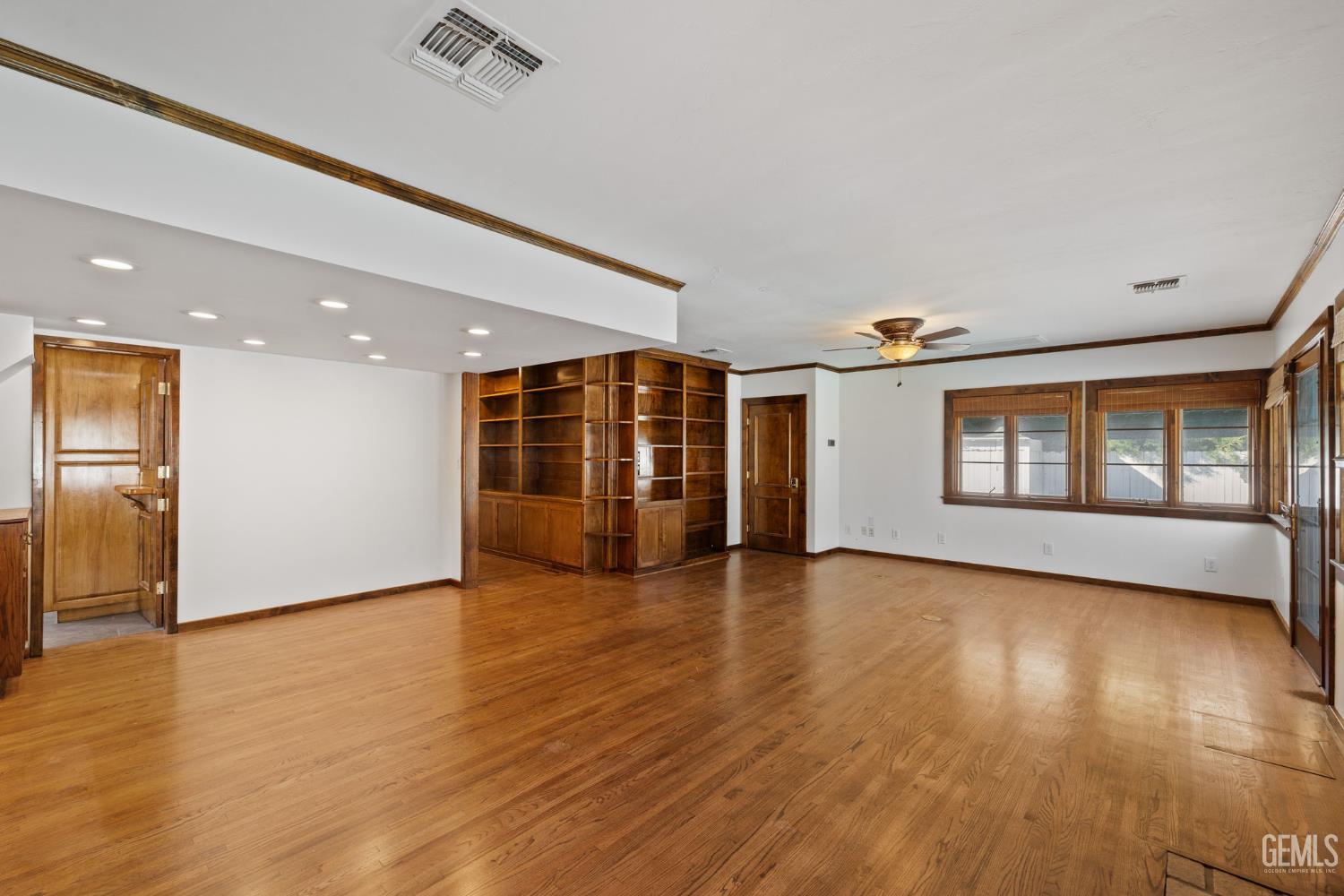 Undisclosed Address Bakersfield, CA 93301 - Photo 16 of 33