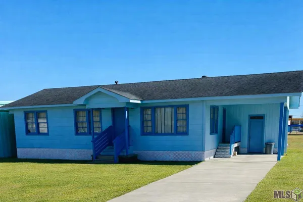 $1,350 | 1018 South Mire Avenue, Gonzales, LA 70737