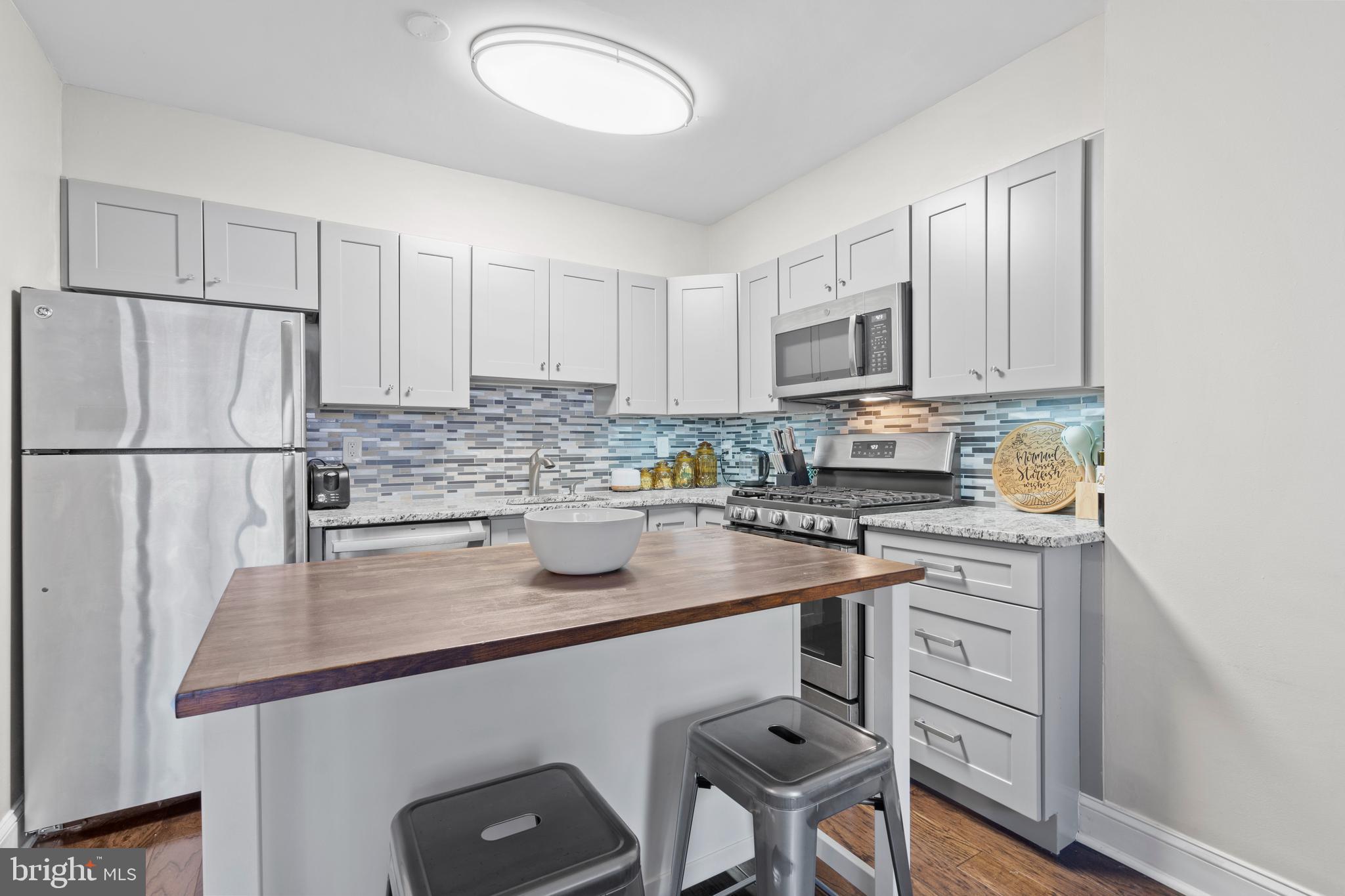 1245 13th Street Northwest, Unit 215 Washington, DC 20005 - Photo 19 of 31