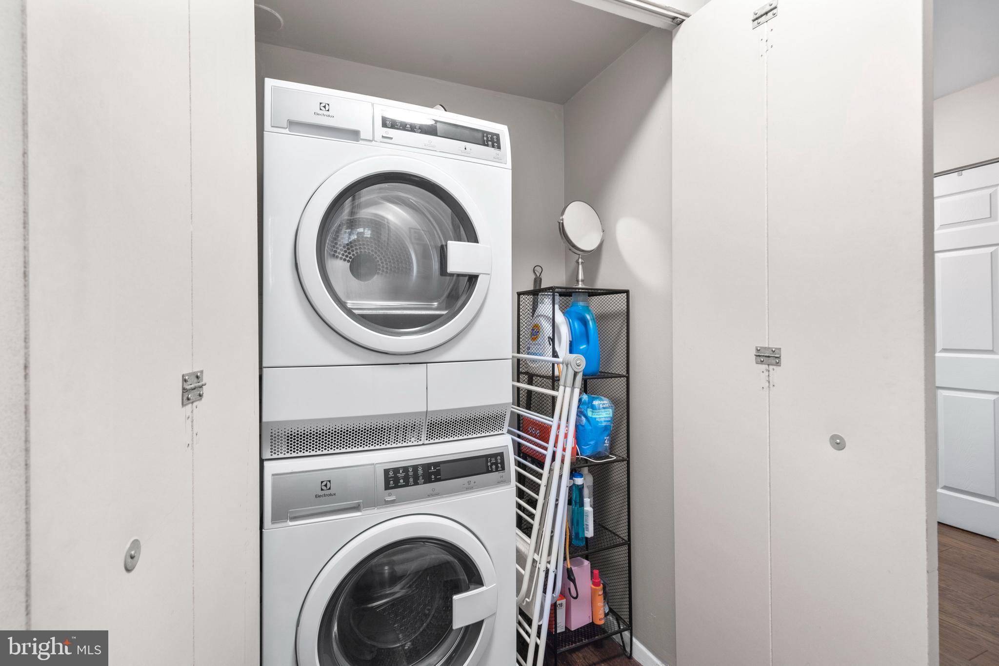 1245 13th Street Northwest, Unit 215 Washington, DC 20005 - Photo 10 of 31