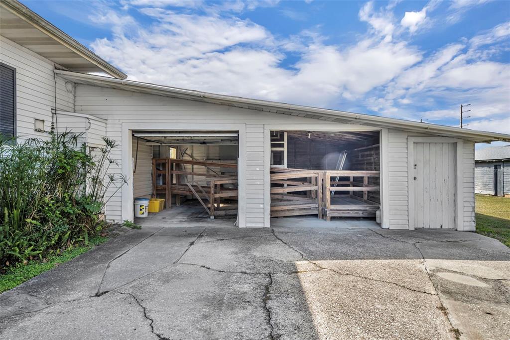 207 Perkins Street Leesburg, FL 34748 - Photo 25 of 31 a view of a house with space ceiling fan and window