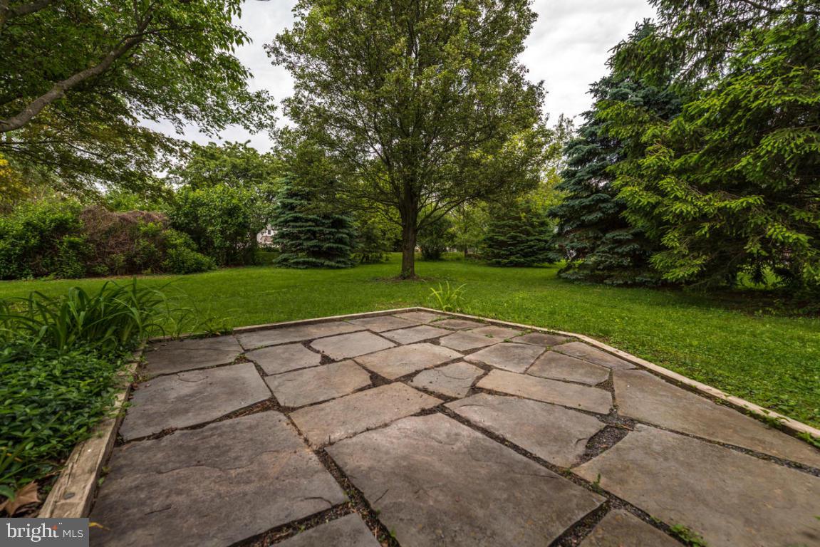 20 Lakeview Place Lititz, PA 17543 - Photo 23 of 26