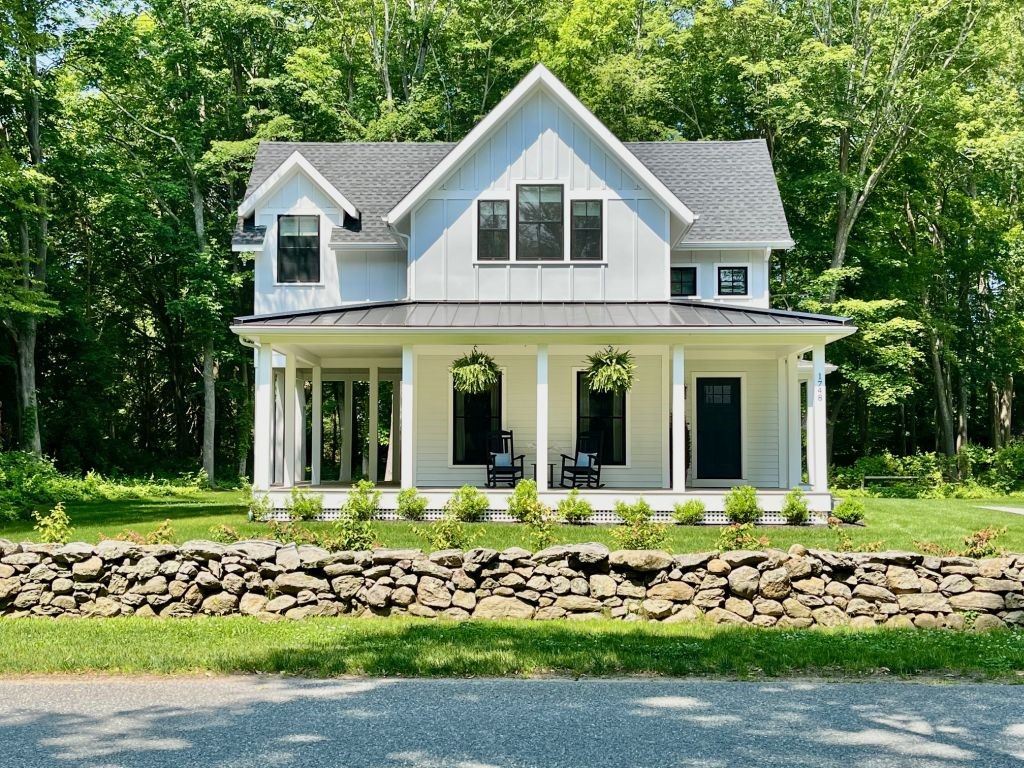 1748 S Road South Kingstown, RI 02881 - Photo 2 of 29