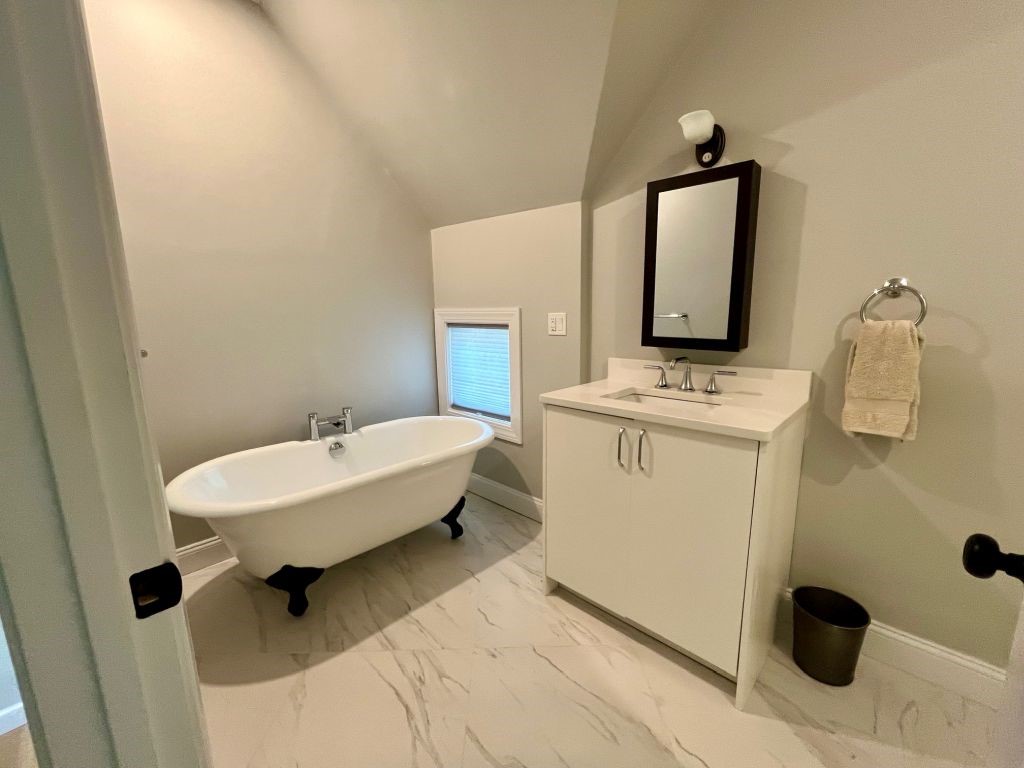 1748 S Road South Kingstown, RI 02881 - Photo 24 of 29