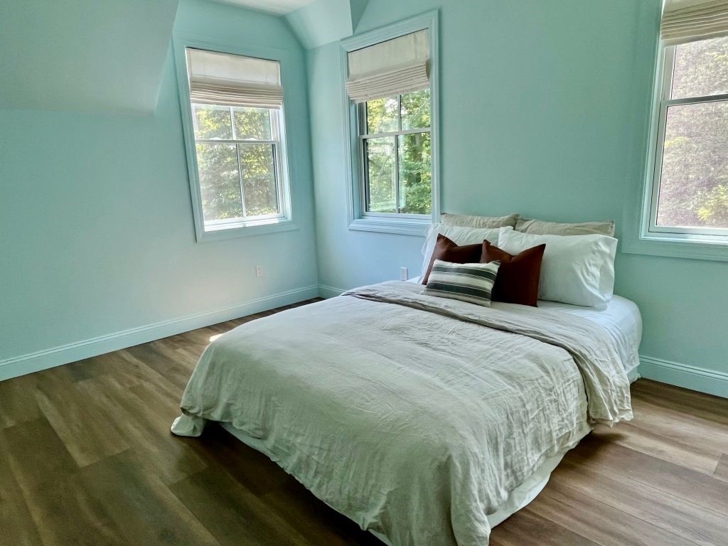 1748 S Road South Kingstown, RI 02881 - Photo 26 of 29