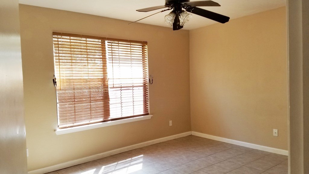 5433 Grove Valley Road Tallahassee, FL 32303 - Photo 11 of 20