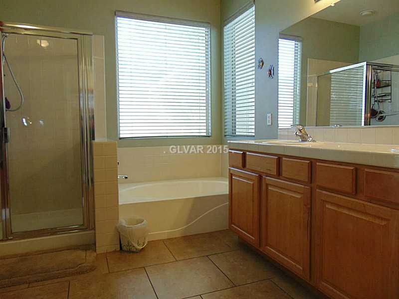 865 Sumner Ranch Road Henderson, NV 89012 - Photo 21 of 30 Bathroom.