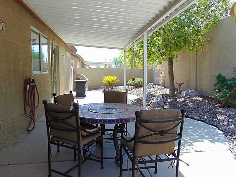 865 Sumner Ranch Road Henderson, NV 89012 - Photo 27 of 30 Exterior Back.