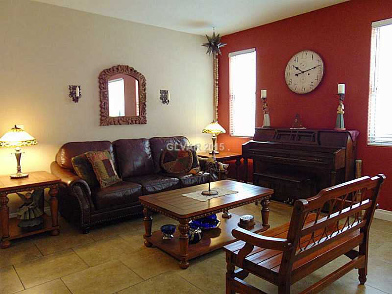 865 Sumner Ranch Road Henderson, NV 89012 - Photo 6 of 30 Interior Space/Layout.