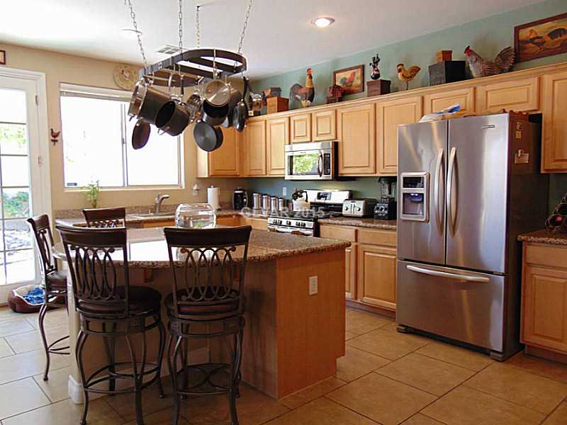 865 Sumner Ranch Road Henderson, NV 89012 - Photo 9 of 30 Kitchen.