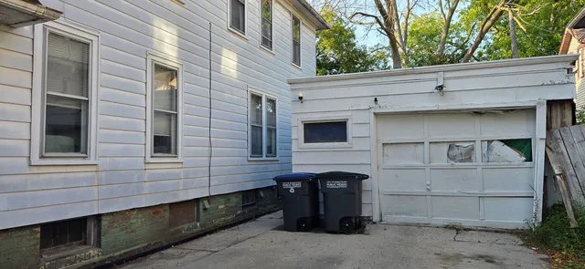 $169,900 | 1212 St Clair Avenue, Sheboygan, WI 53081