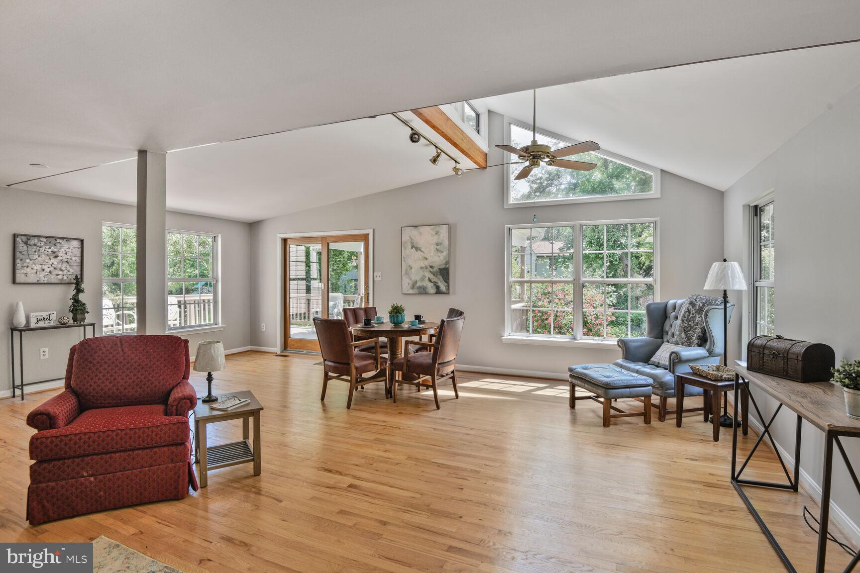 1037 Windmill Lane Silver Spring, MD 20905 - Photo 13 of 54 View of the Great Roo