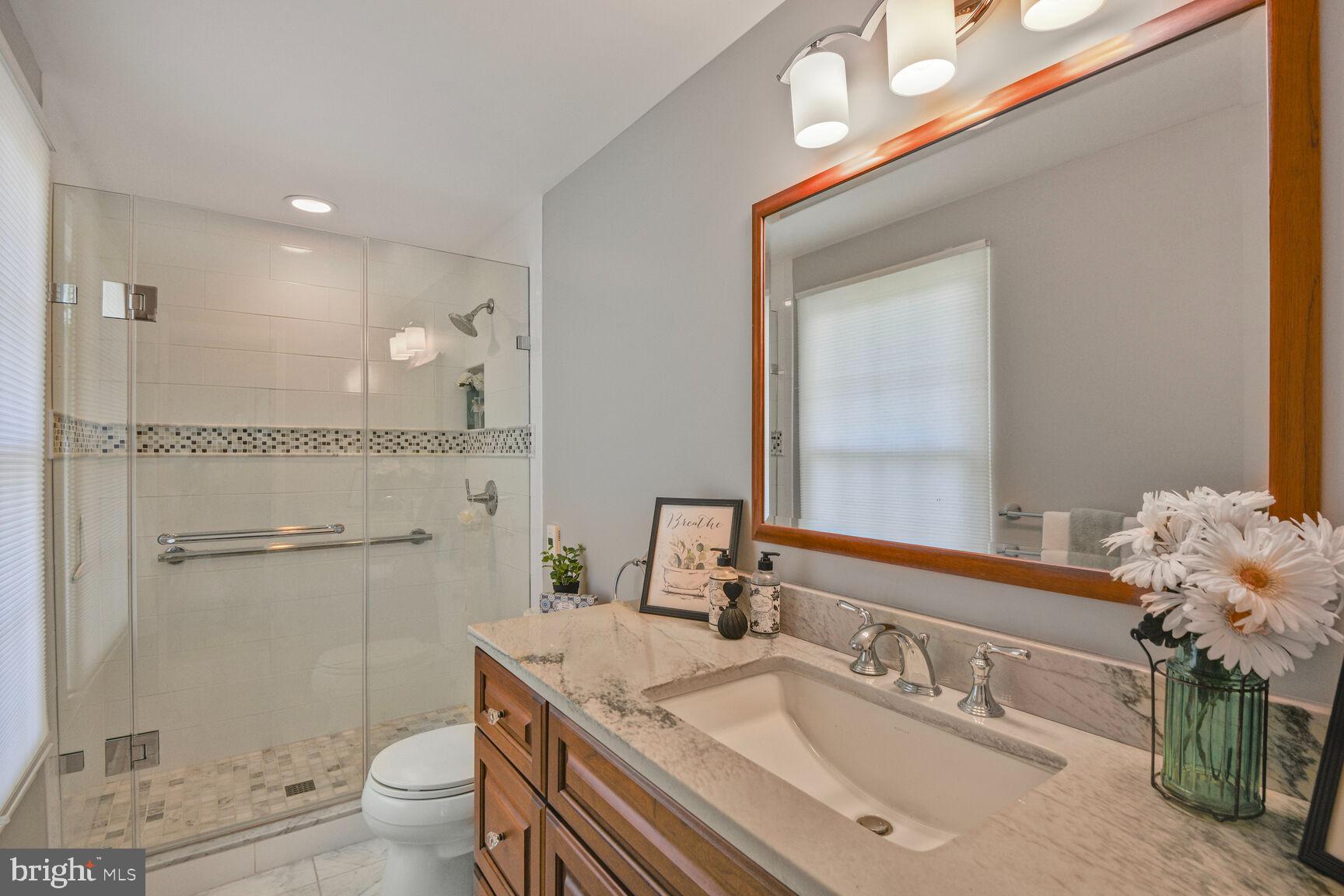 1037 Windmill Lane Silver Spring, MD 20905 - Photo 19 of 54 Primary Bathroom