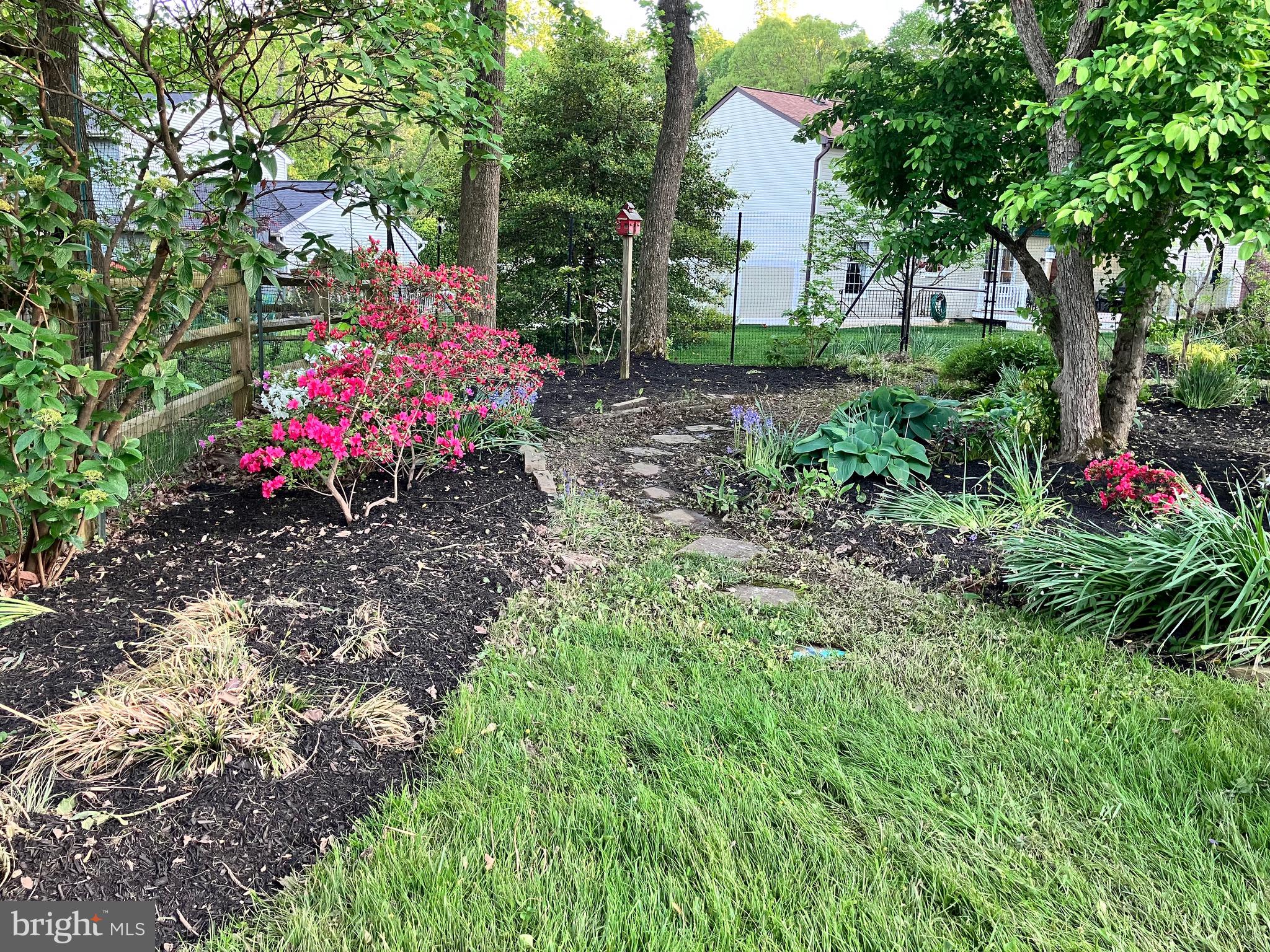 1037 Windmill Lane Silver Spring, MD 20905 - Photo 50 of 54 Gardens