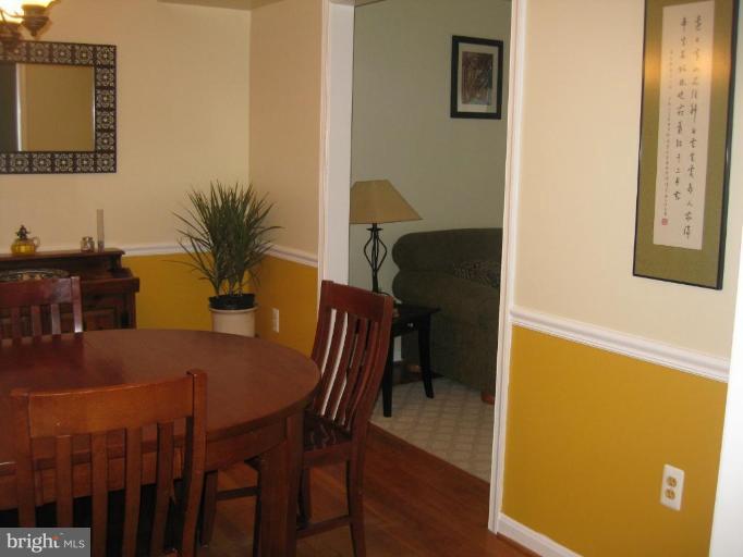 7071 Leestone Street Springfield, VA 22151 - Photo 2 of 21 Dining Room