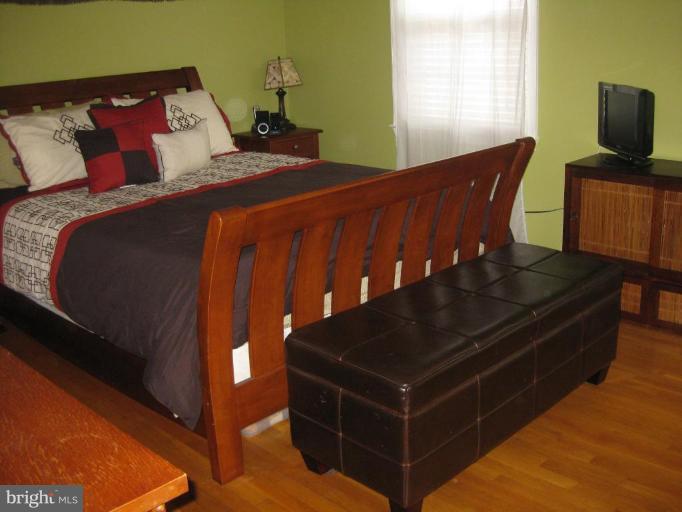 7071 Leestone Street Springfield, VA 22151 - Photo 13 of 21 Master Bedroom #3