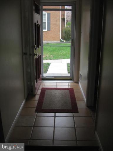 7071 Leestone Street Springfield, VA 22151 - Photo 3 of 21 Entrance / Foyer