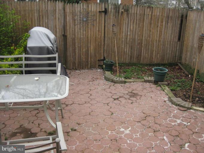 7071 Leestone Street Springfield, VA 22151 - Photo 21 of 21 Back yard