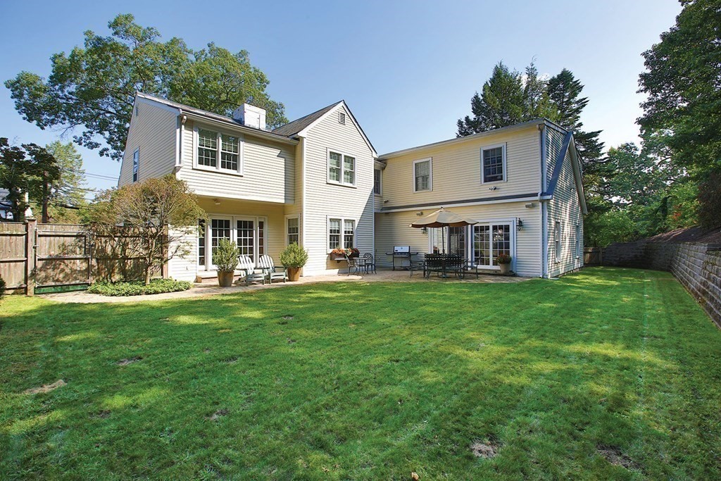 24 Arlington Road Brookline, MA 02467 - Photo 25 of 25 a view of a yard in front of house