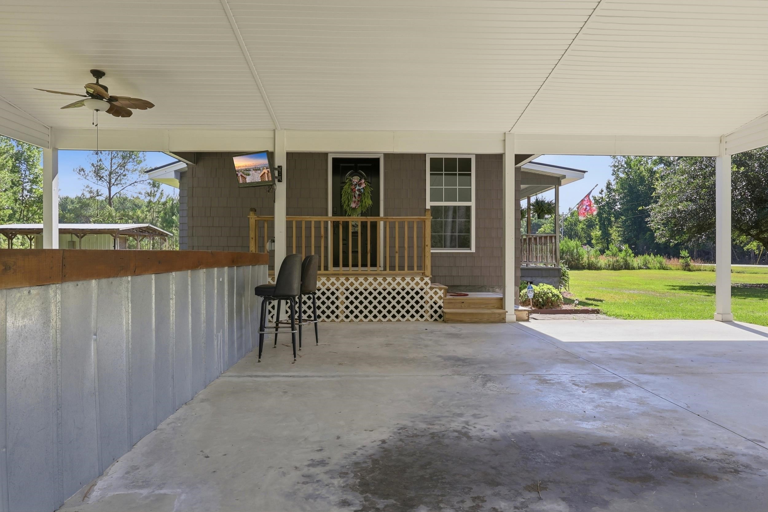 188 County Rd S-45-222 Andrews, SC 29510 - Photo 5 of 52