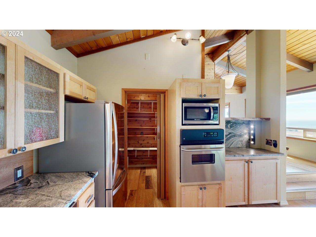 29830 Hounddog Road Gold Beach, OR 97444 - Photo 13 of 47 Kitchen