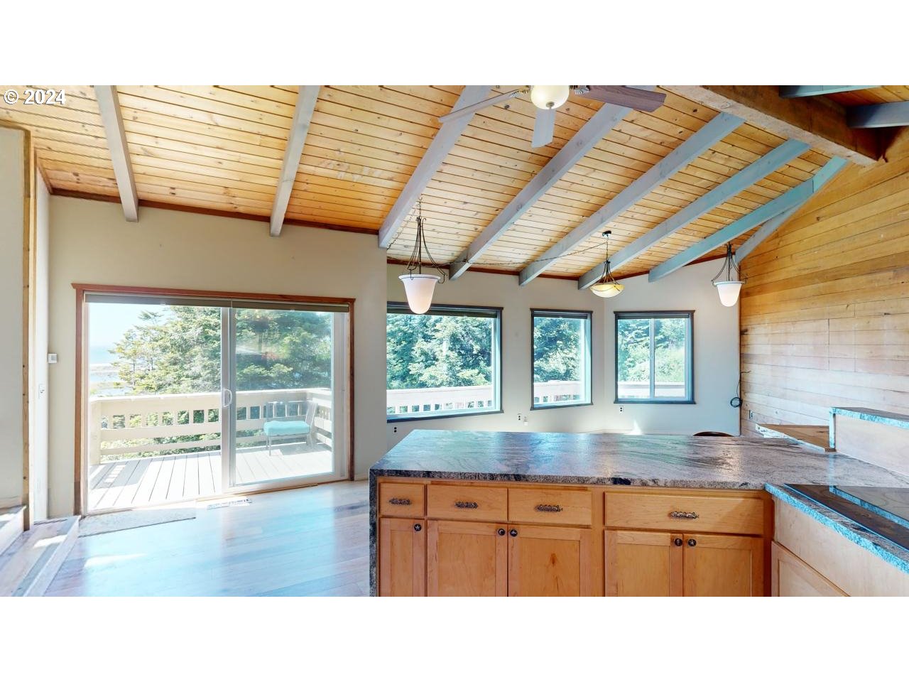 29830 Hounddog Road Gold Beach, OR 97444 - Photo 16 of 47 Kitchen