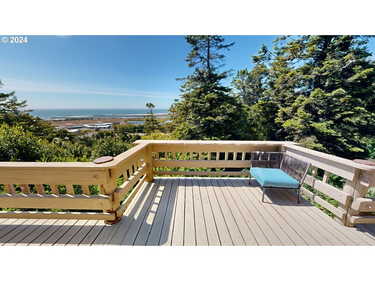 29830 Hounddog Road Gold Beach, OR 97444 - Photo 37 of 47 Deck