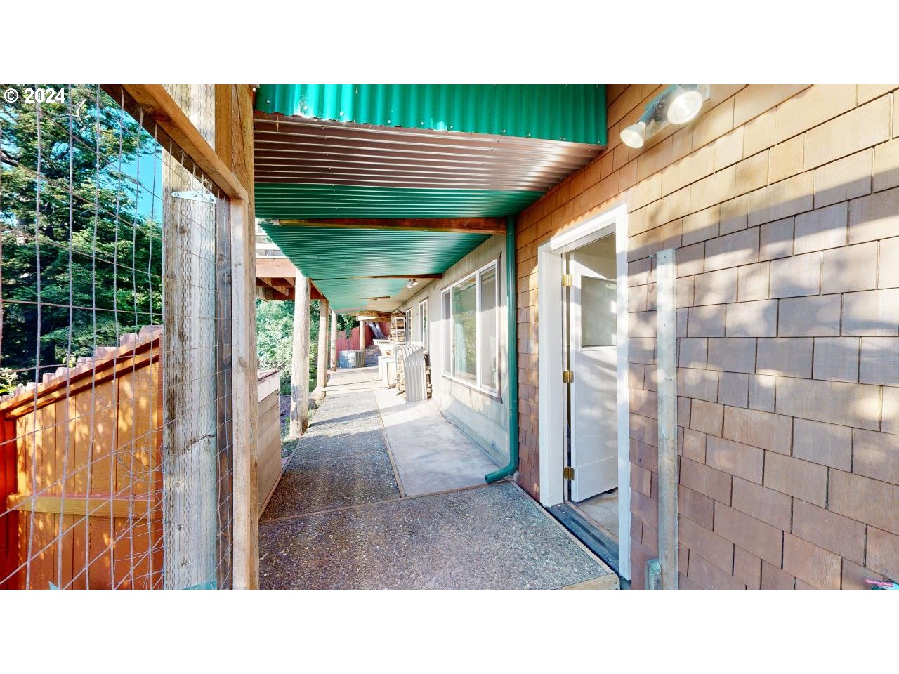 29830 Hounddog Road Gold Beach, OR 97444 - Photo 41 of 47 Patio