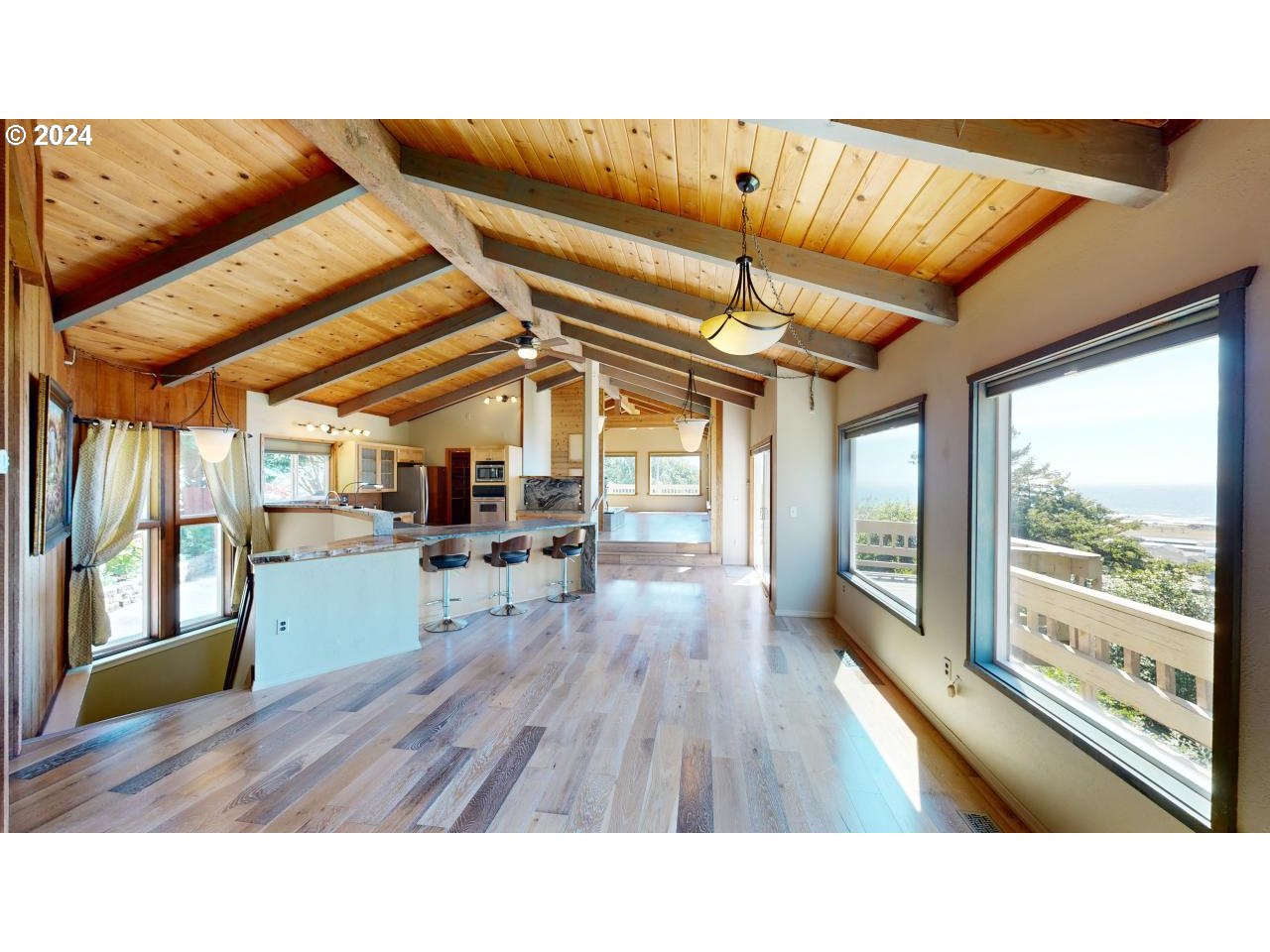 29830 Hounddog Road Gold Beach, OR 97444 - Photo 8 of 47 Dining Room