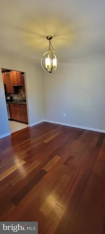 $2,800 | 27 Landsend Drive, Gaithersburg, MD 20878