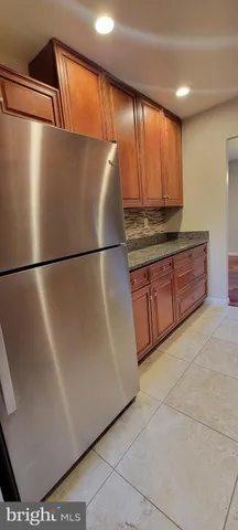 $2,800 | 27 Landsend Drive, Gaithersburg, MD 20878