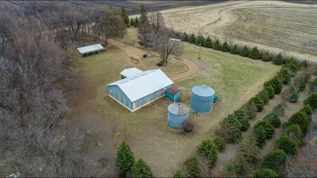 $299,000 | 37261 280th Street, Westbrook, MN 56183