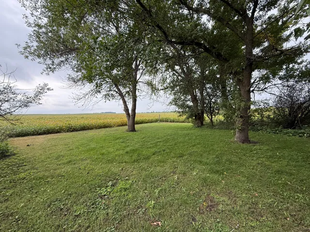 $299,000 | 37261 280th Street, Westbrook, MN 56183