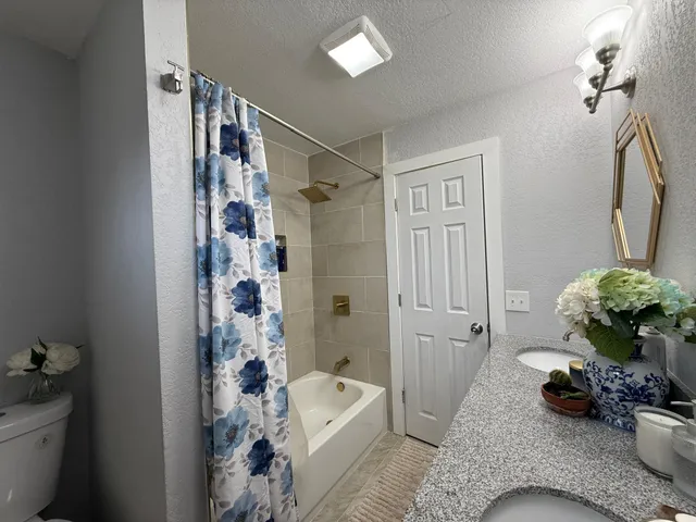 $299,000 | 37261 280th Street, Westbrook, MN 56183