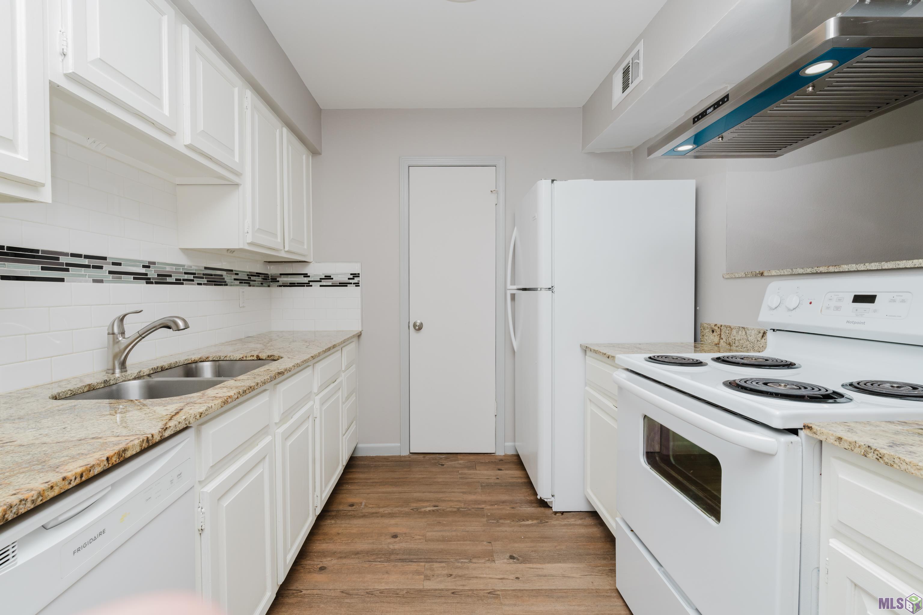 1757 South Brightside View Drive Baton Rouge, LA 70820 - Photo 5 of 18