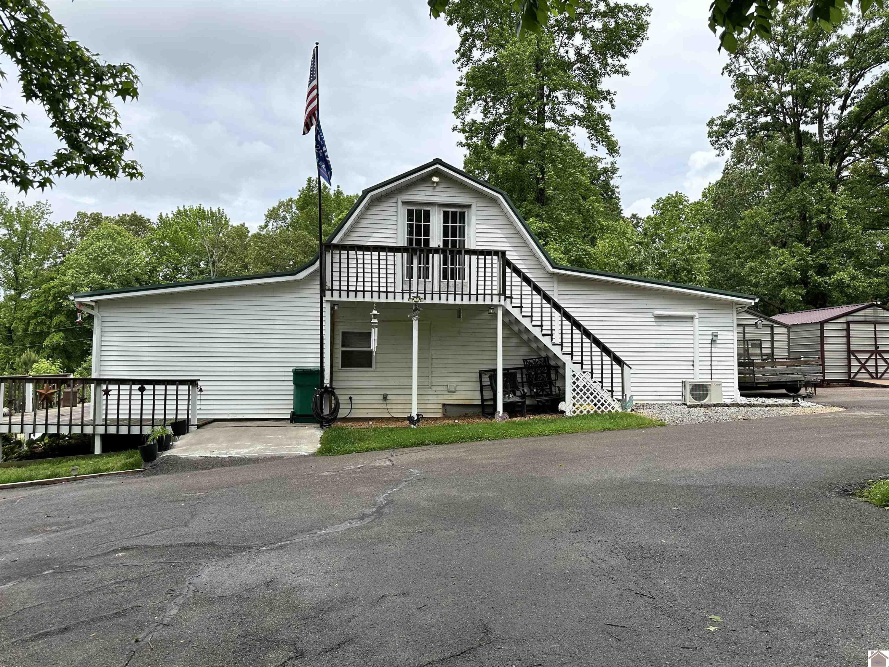 2873 Eggners Ferry Road Benton, KY 42025 - Photo 4 of 17 Photo 4